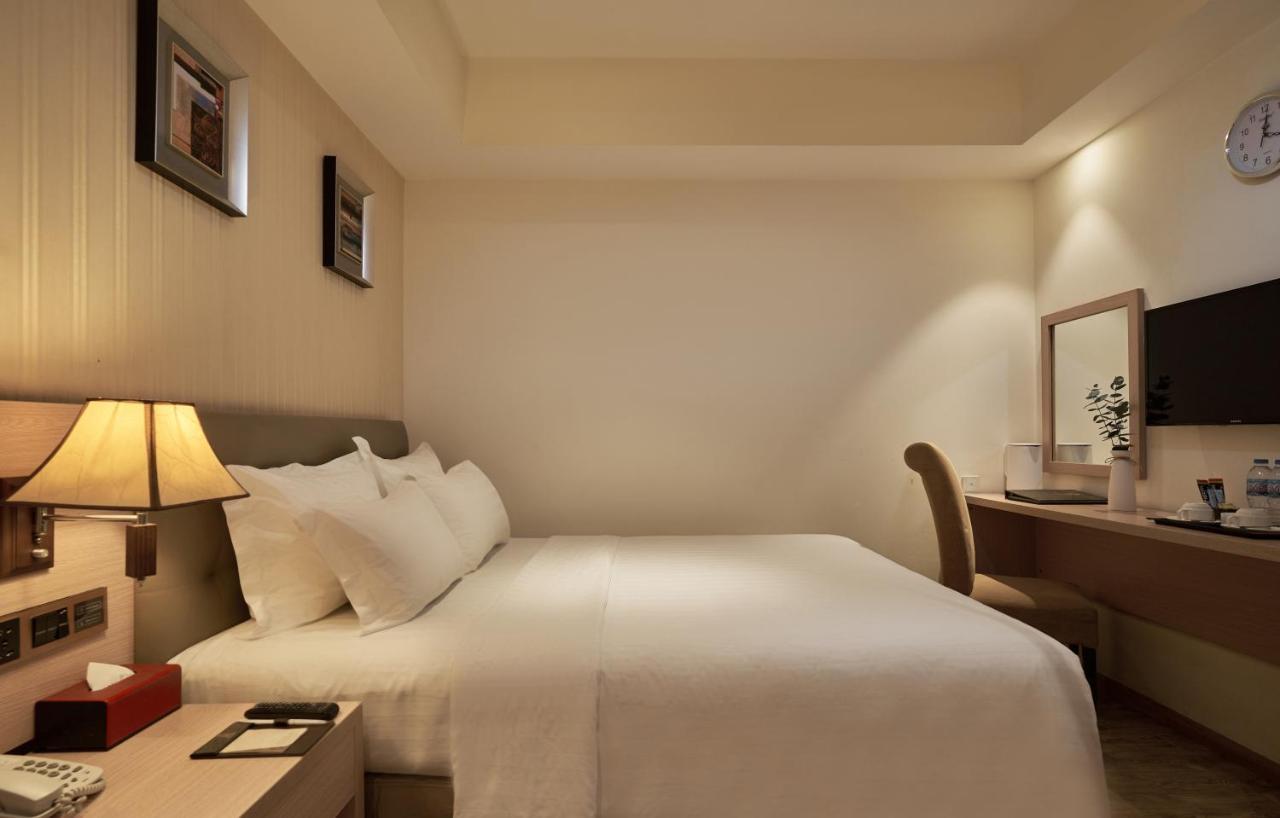 Sky Gem Sora Khách sạn 4*