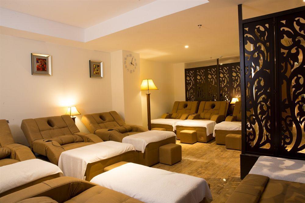 Khách sạn Sky Gem Sora 4*
