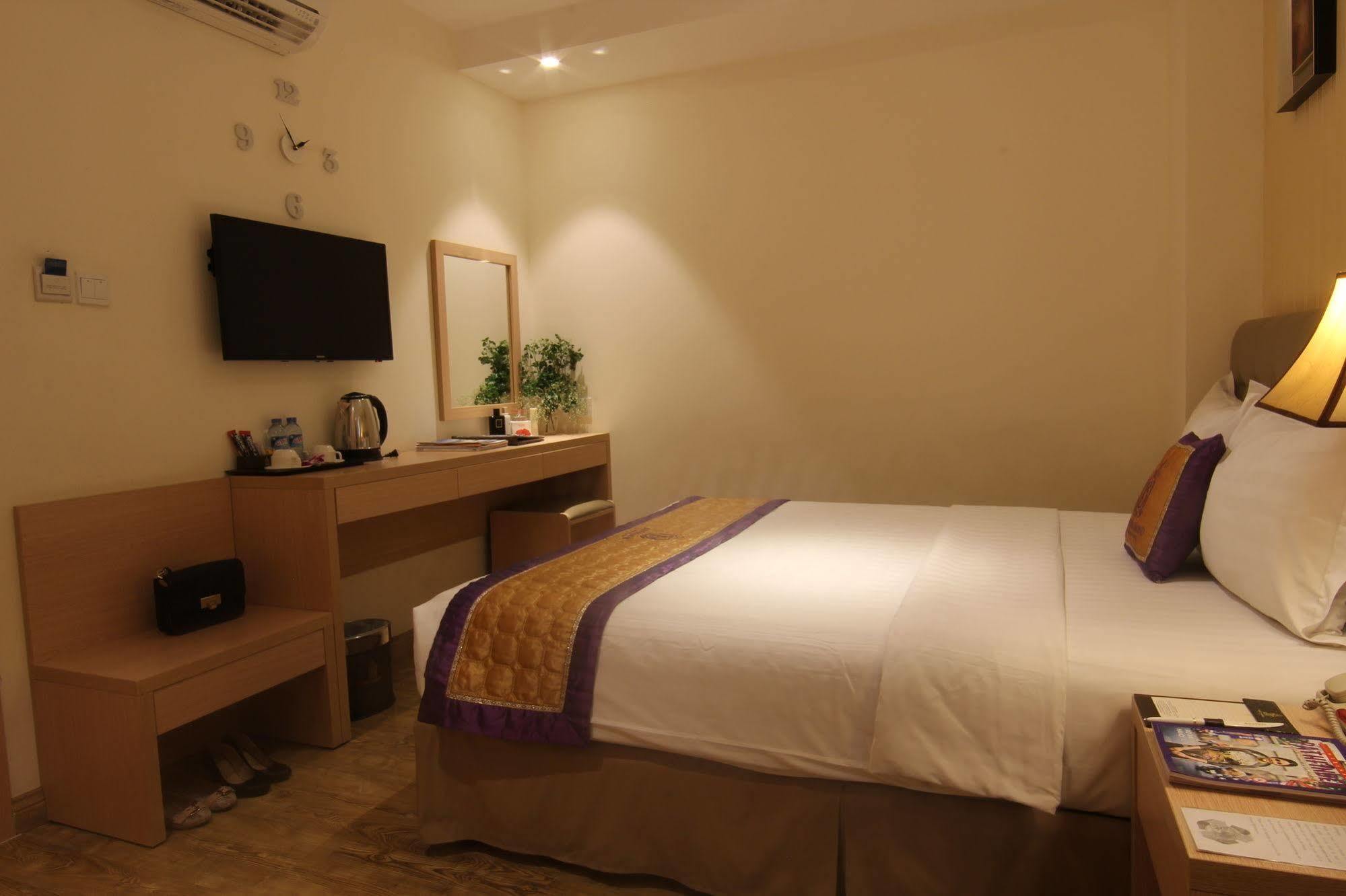 Sky Gem Sora Khách sạn